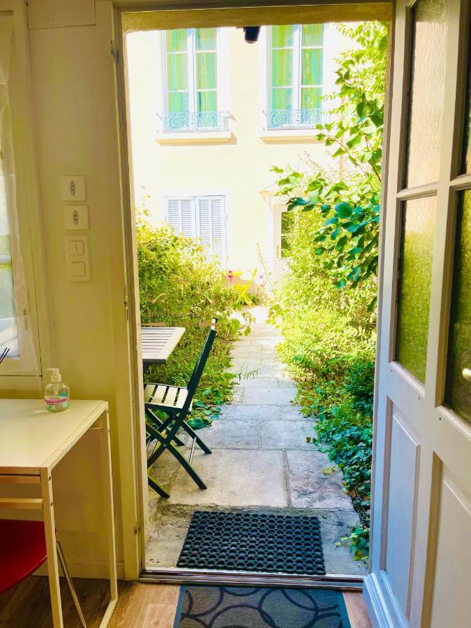 La Petite Maison Dans La Croix Rousse Lyon Bagian luar foto