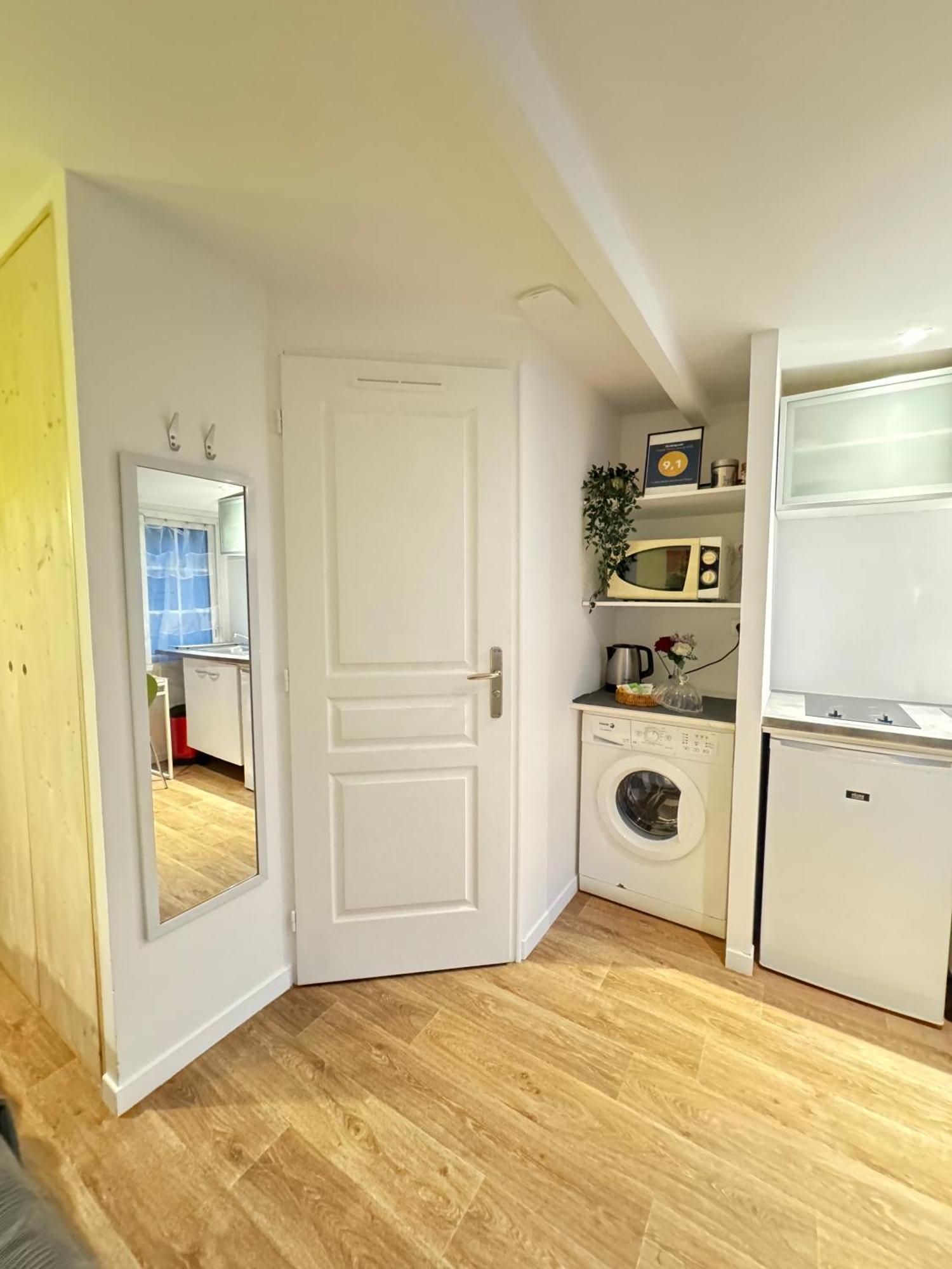 La Petite Maison Dans La Croix Rousse Lyon Bagian luar foto